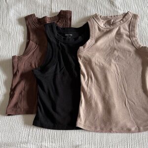 Old Navy Women's Tank Tops - Black, Brown, and Tan